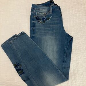 Nine West Blue Straight Leg Jeans with Floral Embroidery